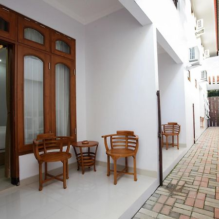 Banua Raya Homestay Yogyakarta Kültér fotó
