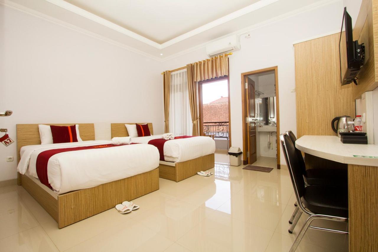 Banua Raya Homestay Yogyakarta Kültér fotó